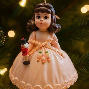 Adorable Hallmark Keepsake Ornament – Dancing Clara from the Madame Alexander Co